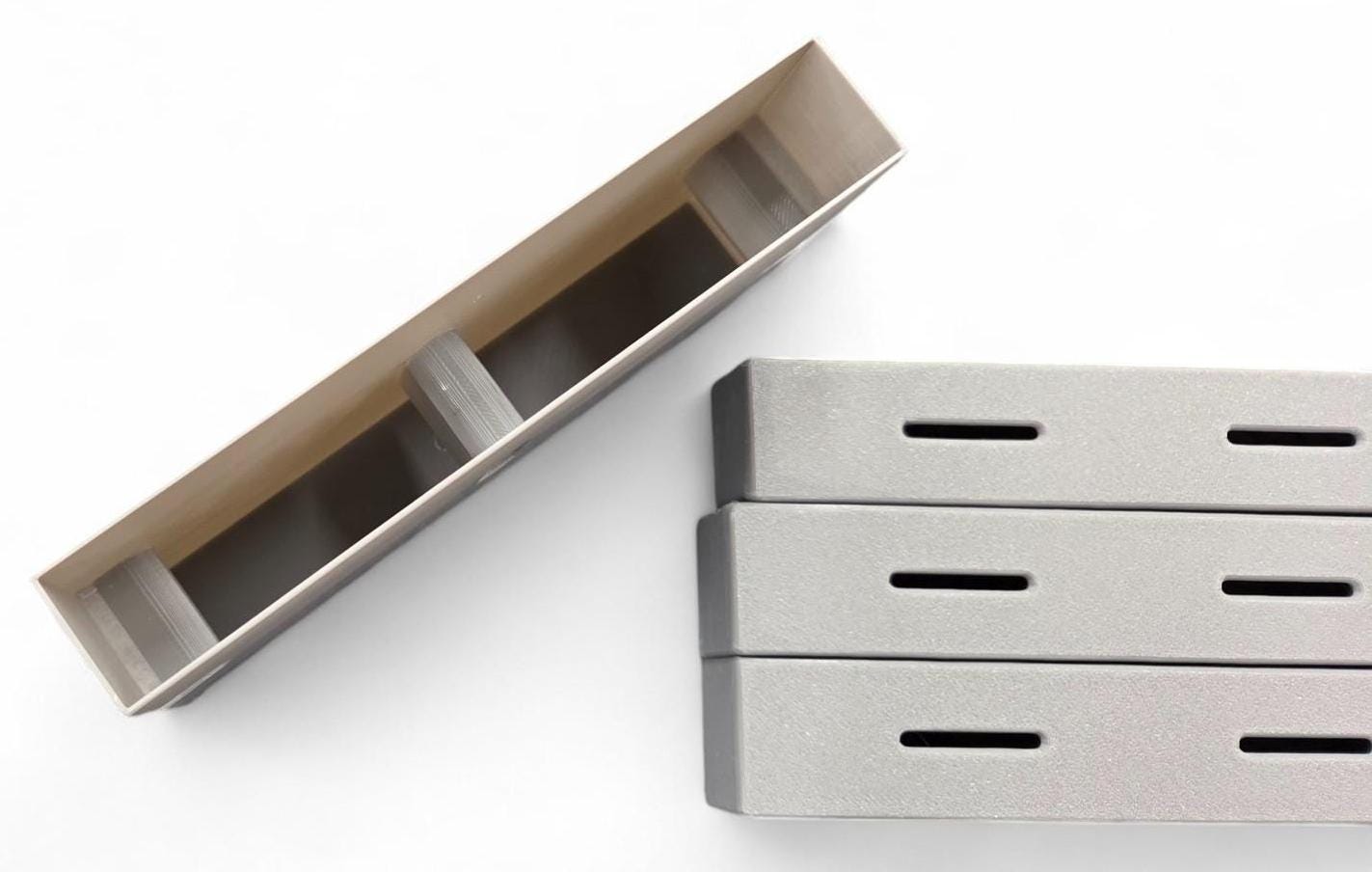 Used Razor Blade Disposal Box D Printed Safety Container Lid Options Options Choose the style that fits your preference No Text